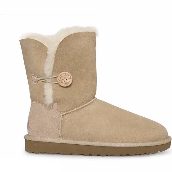 UGG Bailey Button Boots Sand - Picture 1 of 4